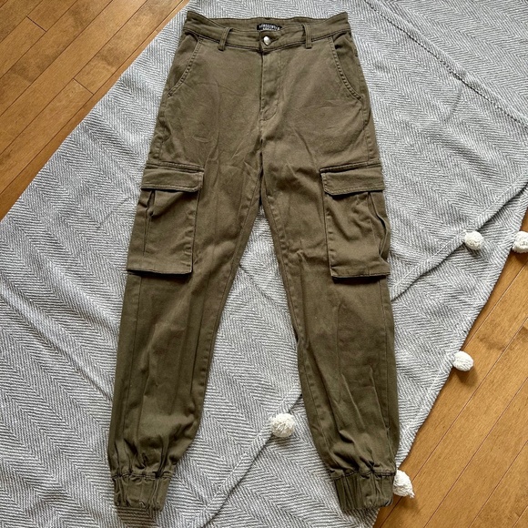 Streetwear Society ⎮ Khaki cargo pants - Picture 2 of 7